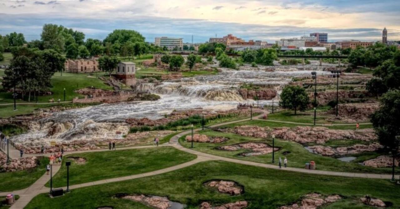 Holiday Inn Sioux Falls-City Center By Ihg Екстер'єр фото